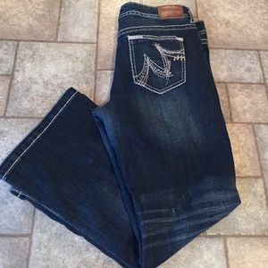 🎉🎉Ladies Maurices size 15/16 xshort jeans!🎉🎉