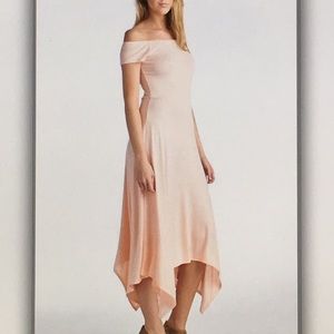 Dresses - 👛Blush pink👛 off shoulder butterfly dress Dresses - 👛Blush pink👛 off shoulder butterfly dress