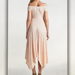 Dresses - 👛Blush pink👛 off shoulder butterfly dress Dresses - 👛Blush pink👛 off shoulder butterfly dress