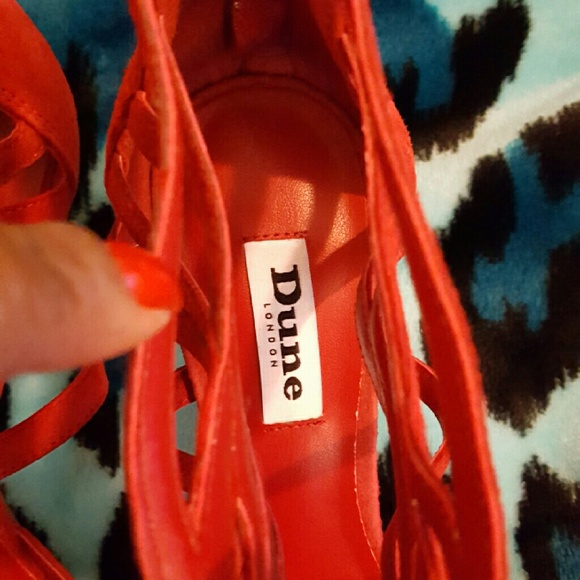 Brand new red heels - Picture 4 of 4