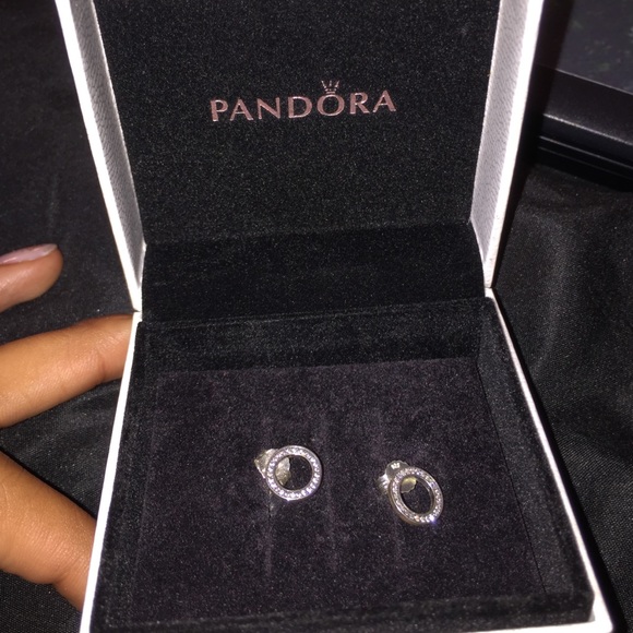 Pandora earring set