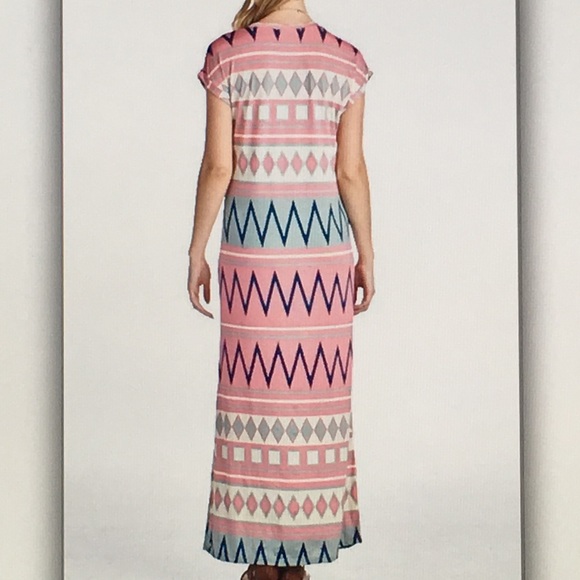 👛Pink Aztec👛stretchy maxi dress - Picture 2 of 4