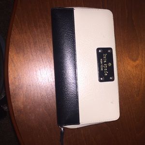 Kate spade wallet