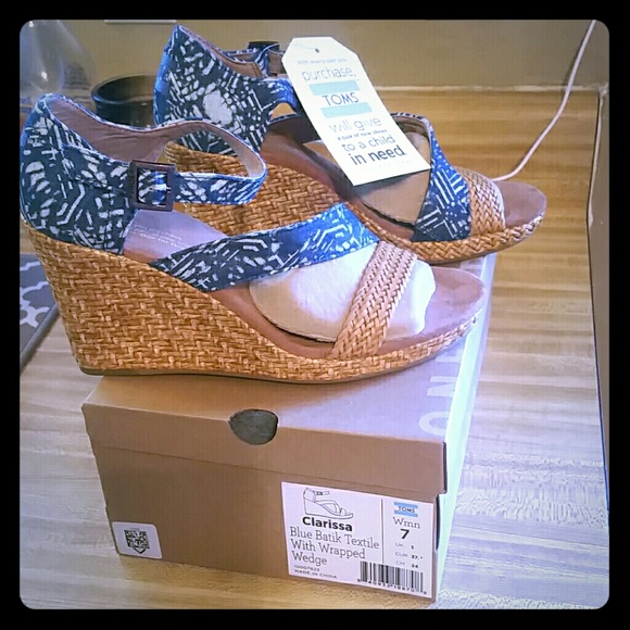 Toms wedges