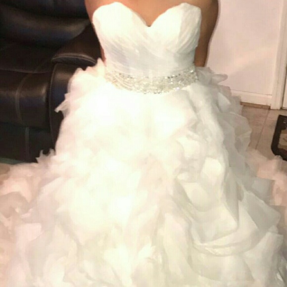 Wedding dress (Maggie sottero)
