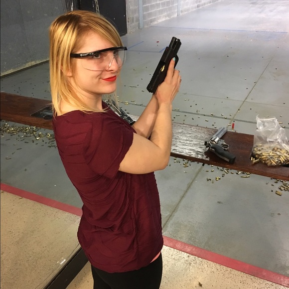 Meet your Posher, Darcie - Picture 4 of 4