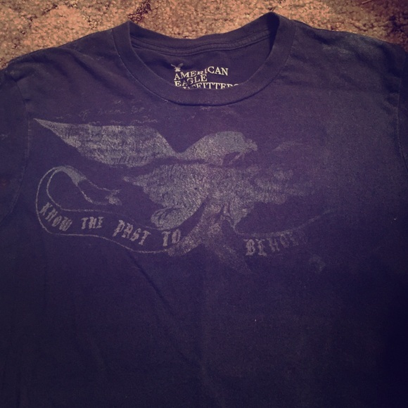 AE graphic tee
