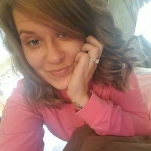 Meet your Posher, Rebecca