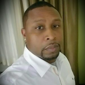 Meet your Posher, Derrick