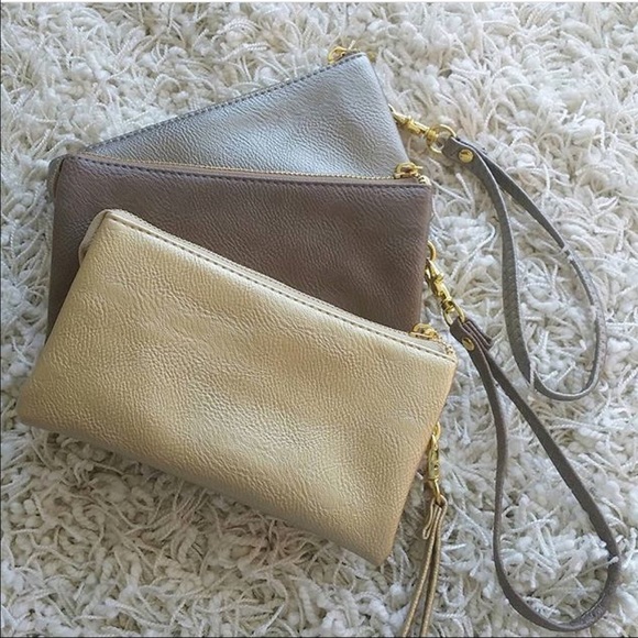 1 DAY SALE!☀️LAST ONE‼️Wristlet/Small Wallet - Picture 3 of 3