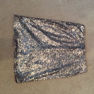 Tobi size small skirt NEVER WORN