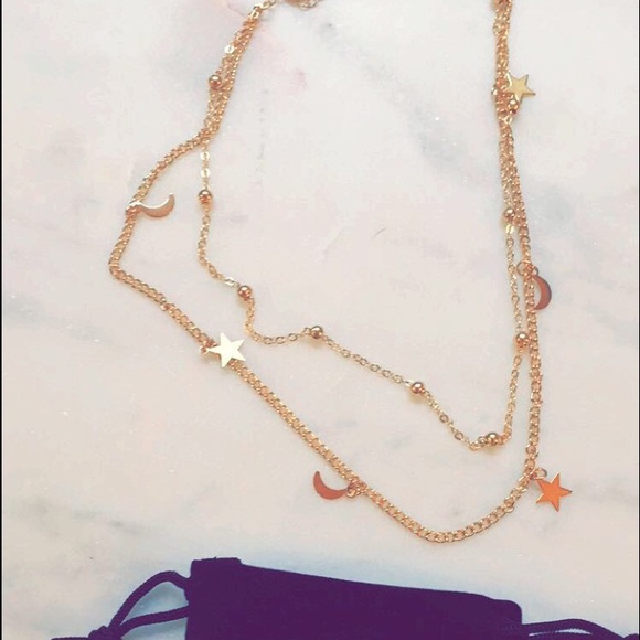 🌟 Le Scarlett Necklace🌟 - Picture 2 of 4