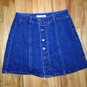 Retro high waisted denim button up skirt