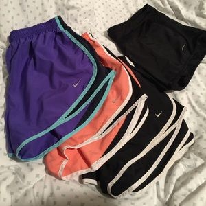 EUC women's Nike tempo shorts