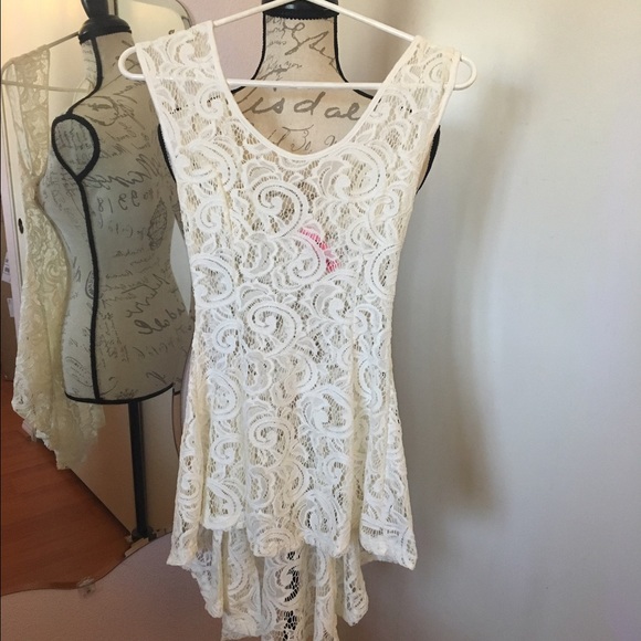 Fancy lace top ❄️