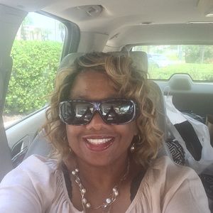 Meet your Posher, Tonya