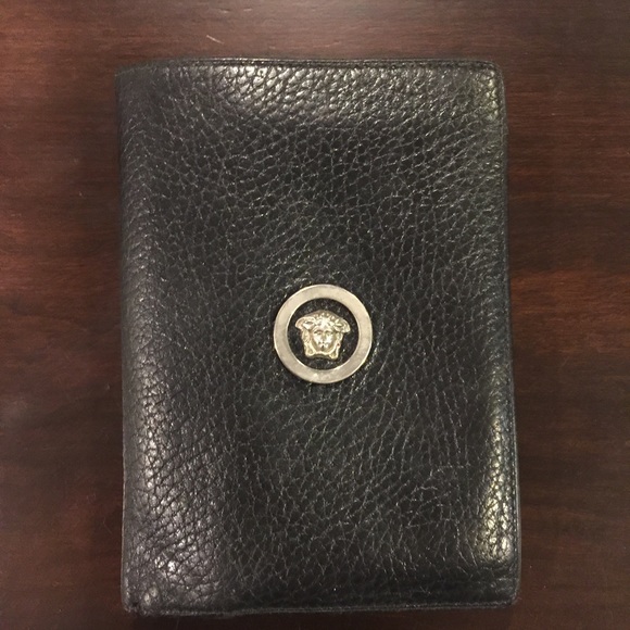 Versace wallet - Picture 1 of 4