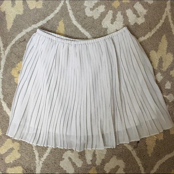 Pleated skirt