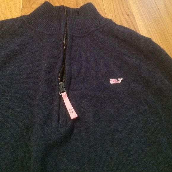 Vineyard vines quarter zip, perfect condition. - Picture 2 of 3