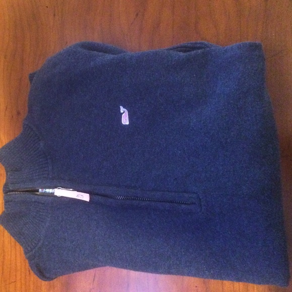 Vineyard vines quarter zip, perfect condition. - Picture 1 of 3