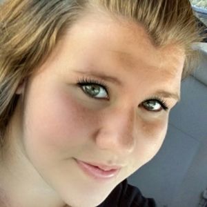 Meet your Posher, Shayna lin