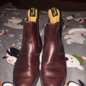 original dr. martens boots, maroon, size 7!!