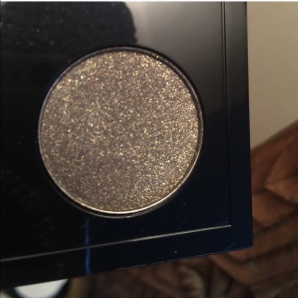 Mac cosmetics brand new 4 pallet, full size - Picture 3 of 4