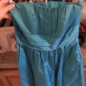 David's bridal Malibu blue strapless dress