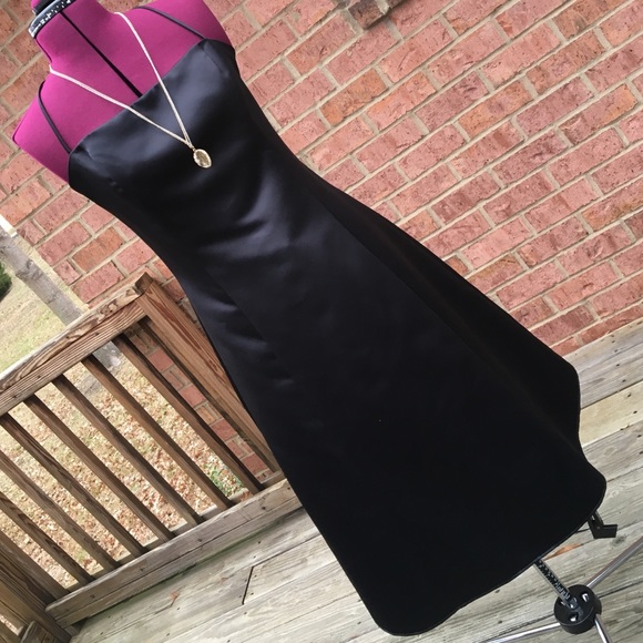 Jessica McClintock Bridal Prom LBD Satin W/Straps