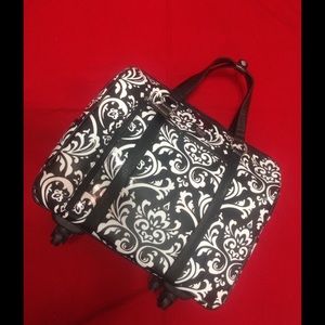 Gigi Hill Roller Bag