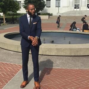 Meet your Posher, Victor