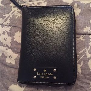 kate spade Bags - Kate Spade Wellesley Planner kate spade Bags - Kate Spade Wellesley Planner