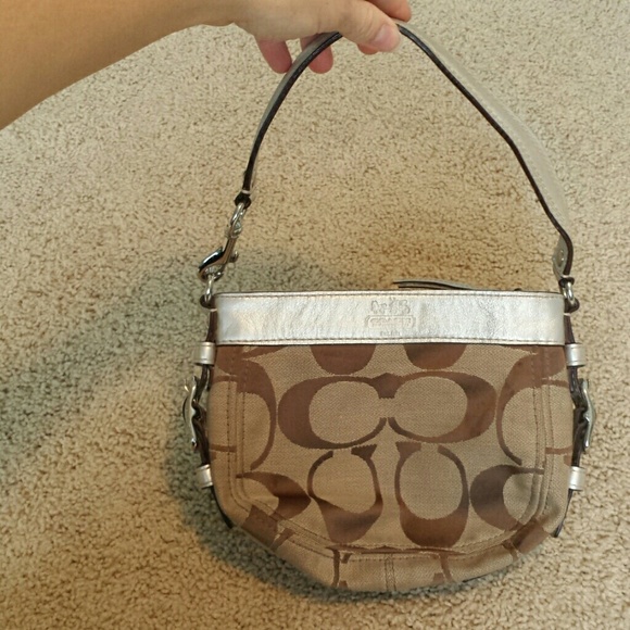 Coach
Signature C Small Hobo Bag