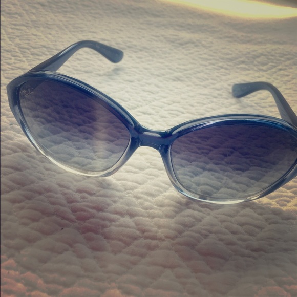 Women's Ray-Ban Sunglasses