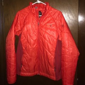 Mountain hardware jacket
