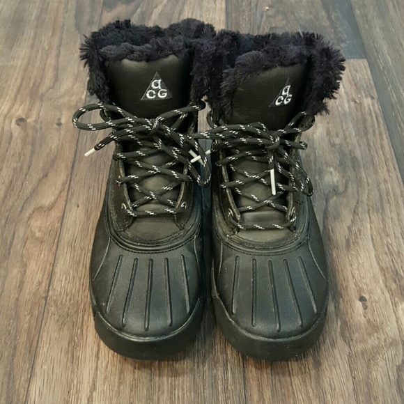 Nike Lunarlon black size 7