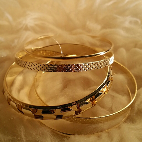 Sale! Heart Imprint Layer Bracelet - Picture 2 of 3