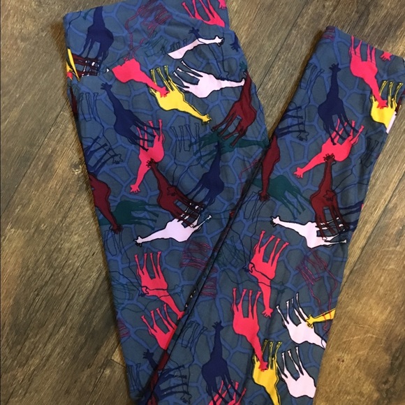 BNWT 🆕🆕 TC LULAROE GIRAFFES