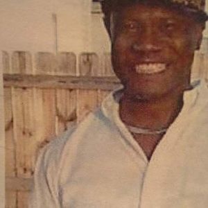 Meet your Posher, Amos