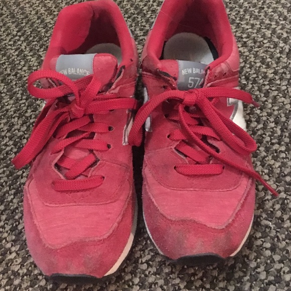 Red New Balance 574