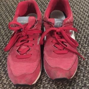 Red New Balance 574