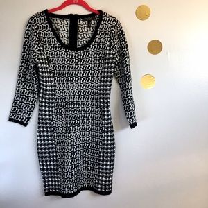 Jessica Simpson Dresses & Skirts - Jessica Simpson Houndstooth Sweater Dress Jessica Simpson Dresses & Skirts - Jessica Simpson Houndstooth Sweater Dress
