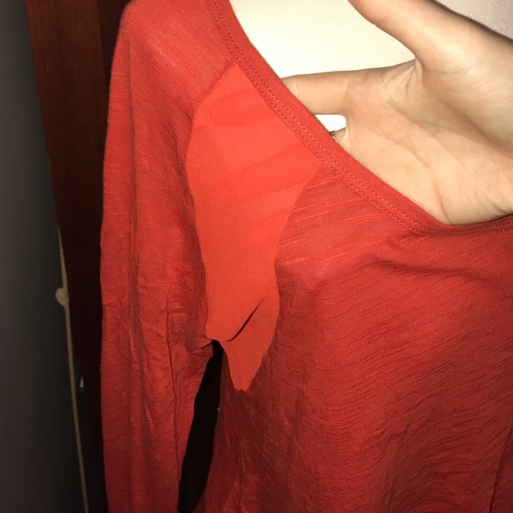 MAHINA High Low Long Sleeve Top - Picture 6 of 7