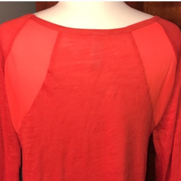 MAHINA High Low Long Sleeve Top - Picture 3 of 7