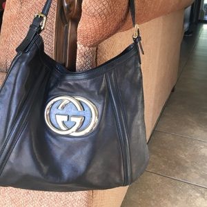 Authentic Black leather Gucci hand bag