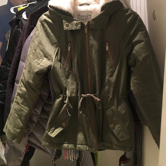 American Rag faux-fur lined hooded utility parka! - Picture 1 of 4