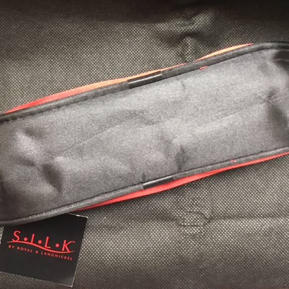 🌹NEW!🌹Royal & Langnickel S•I•L•K Cosmetic Bag - Picture 4 of 4