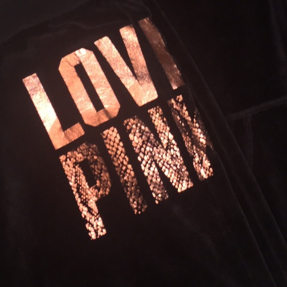 VS Pink Black &a Gold Set - Picture 2 of 4