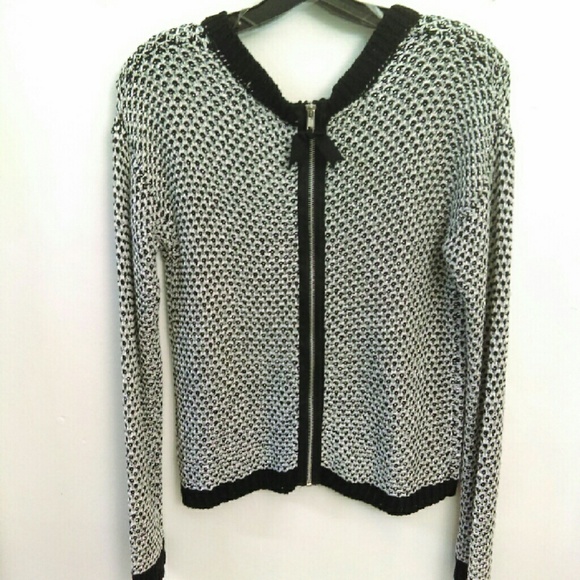 NWT Rewind Sweater Sz. L - Picture 3 of 3