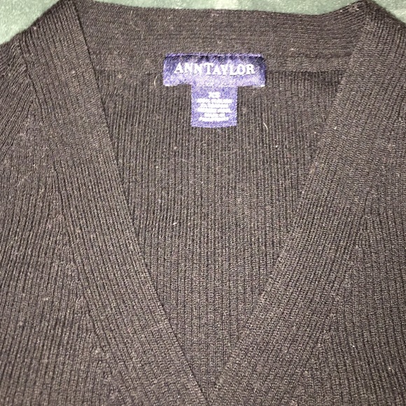 Ann Taylor Black Rib Knit V Neck Sweater - Picture 2 of 2